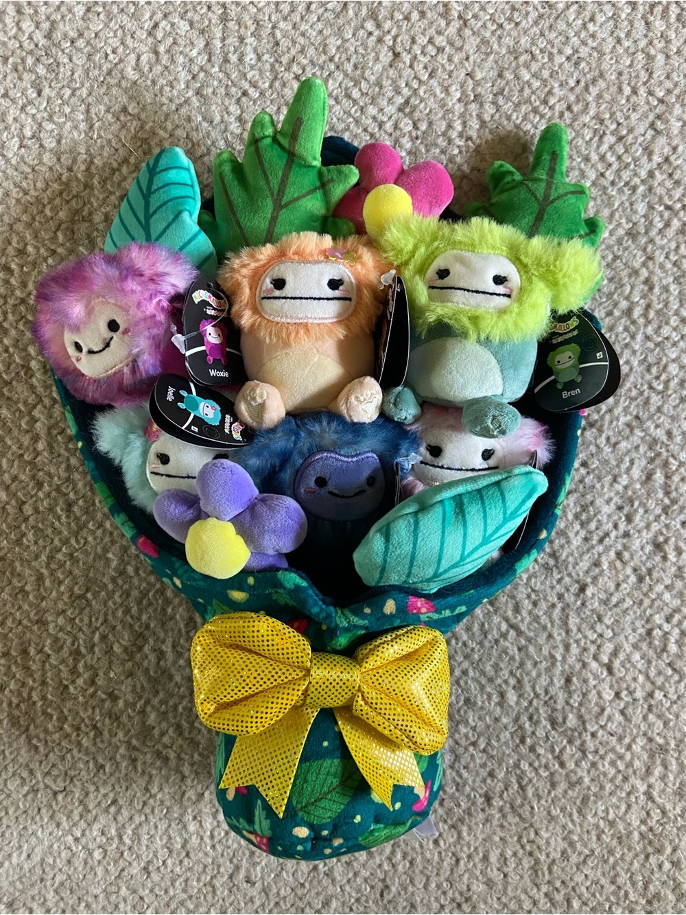 BNWT Squishmallows Original Micromallows Big Foot Bouquet